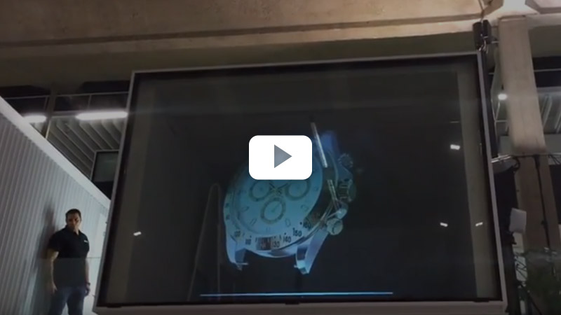 Hologramme montre taille humaine